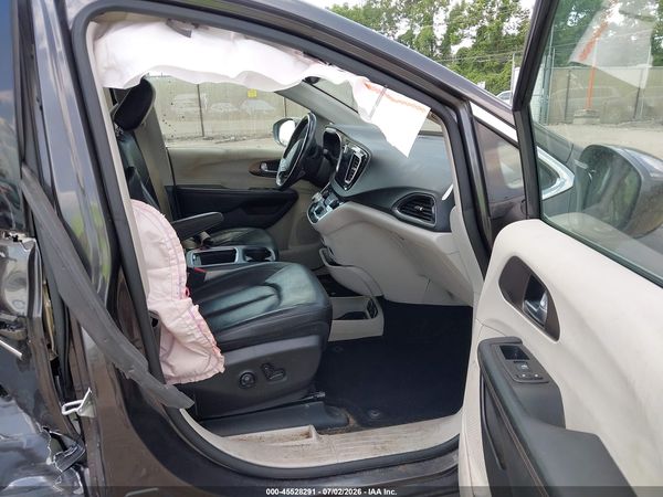 2019 CHRYSLER PACIFICA TOURING L PLUS