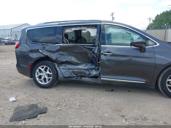 2019 CHRYSLER PACIFICA TOURING L PLUS