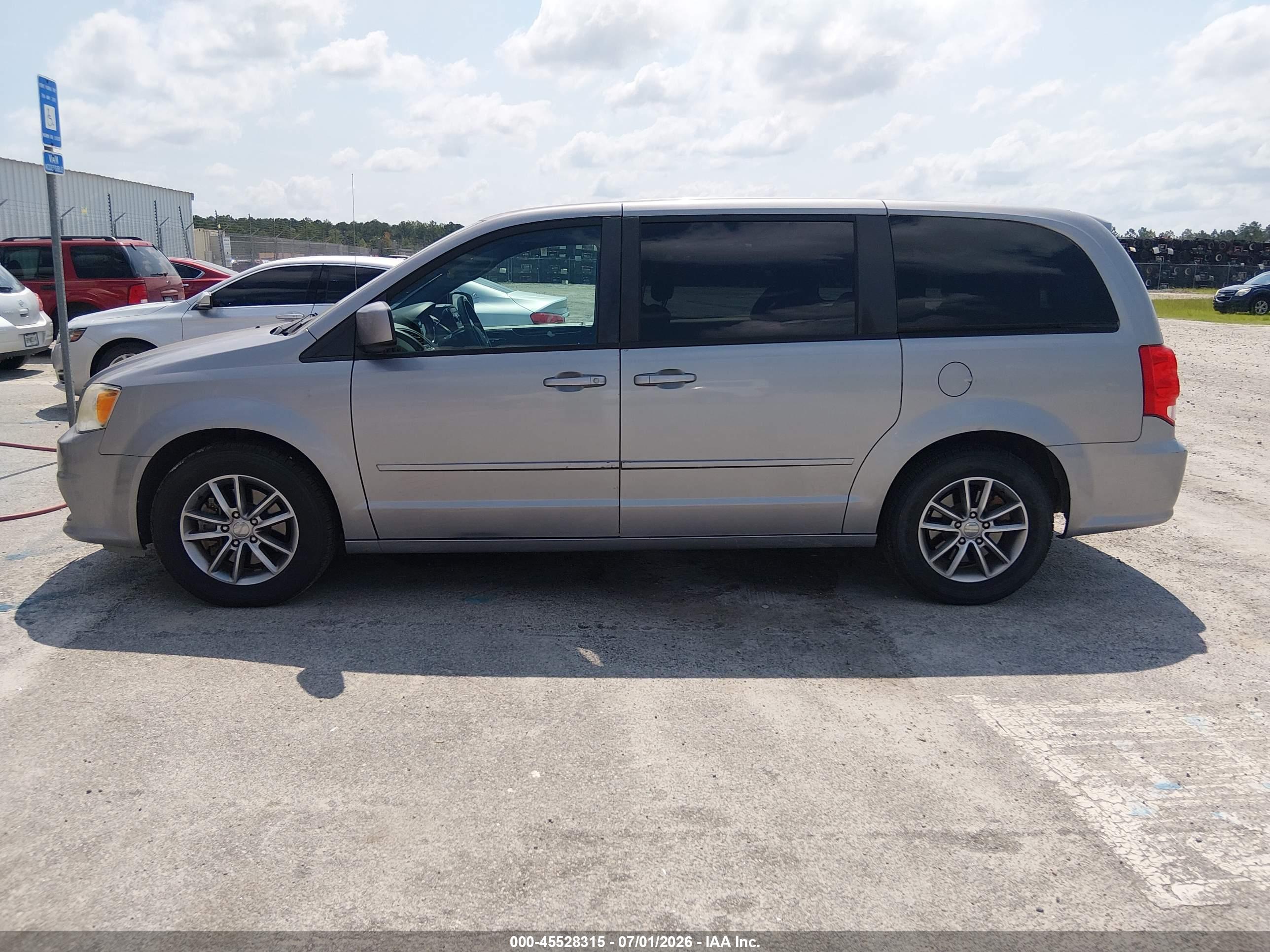 2016 DODGE GRAND CARAVAN SE PLUS