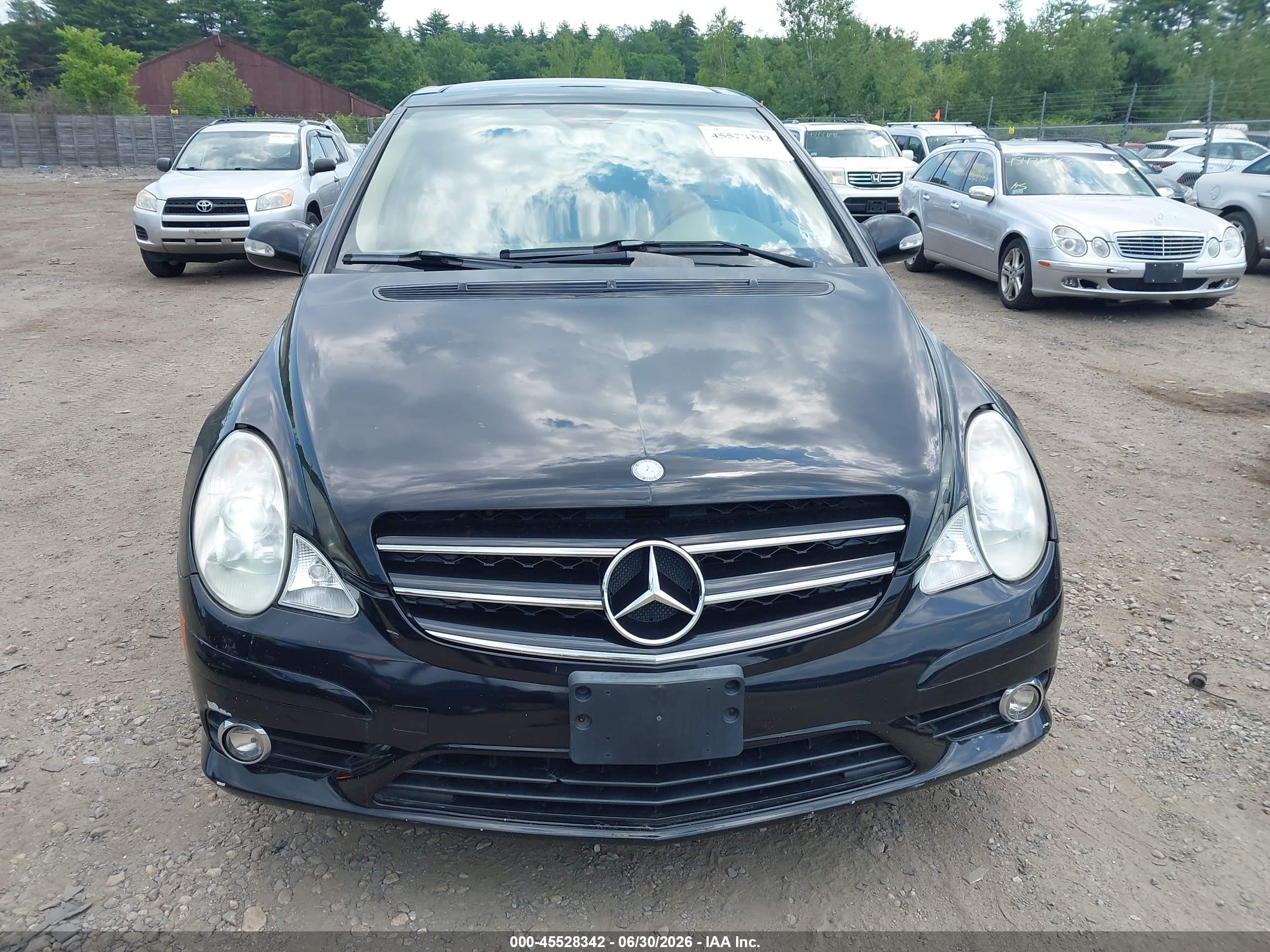 2010 MERCEDES-BENZ R 350 R350 4-MATIC