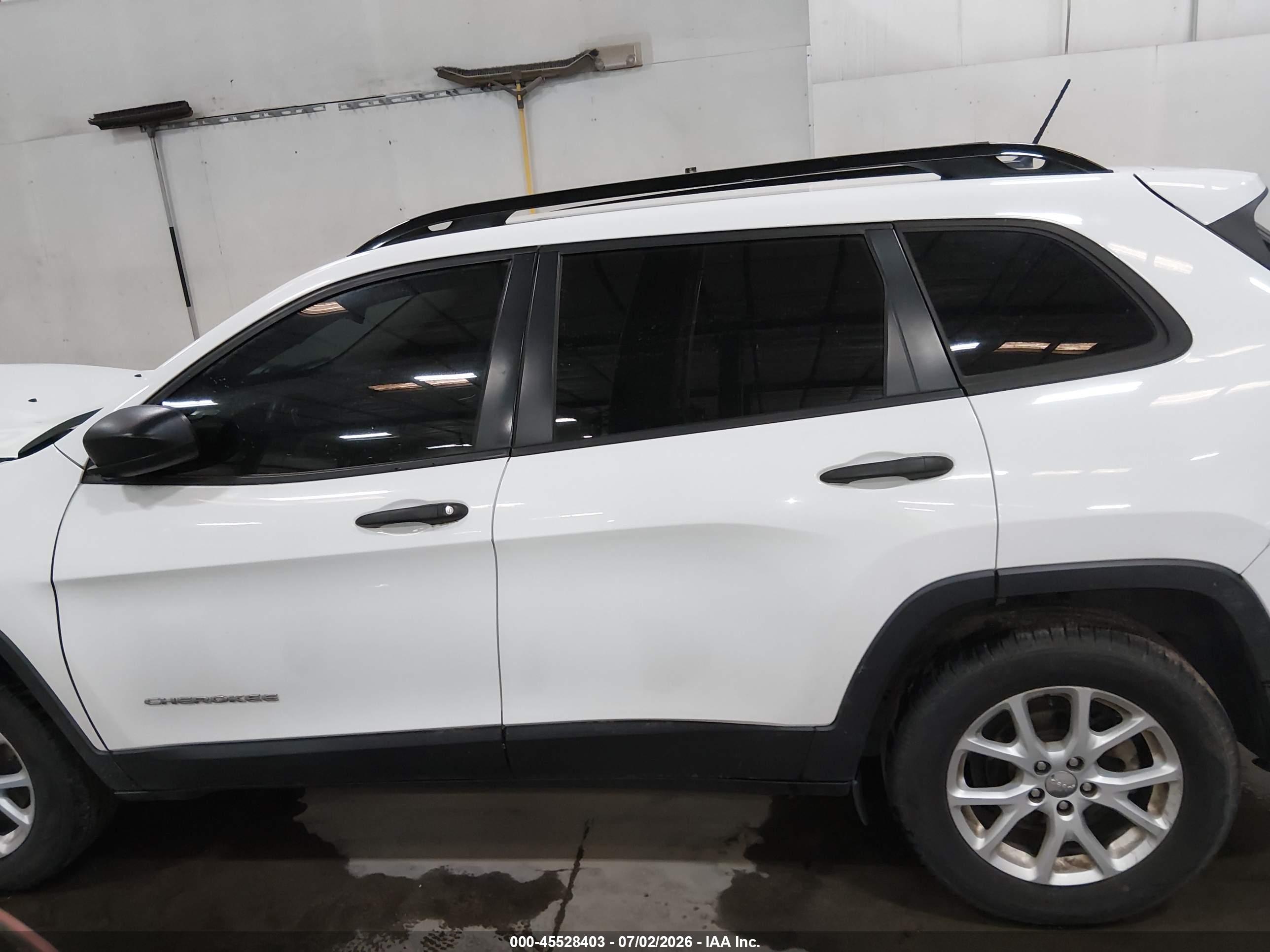 2016 JEEP CHEROKEE SPORT