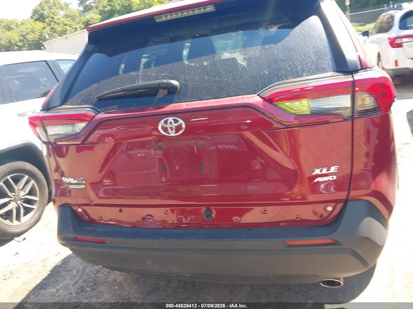 2025 TOYOTA RAV4 XLE