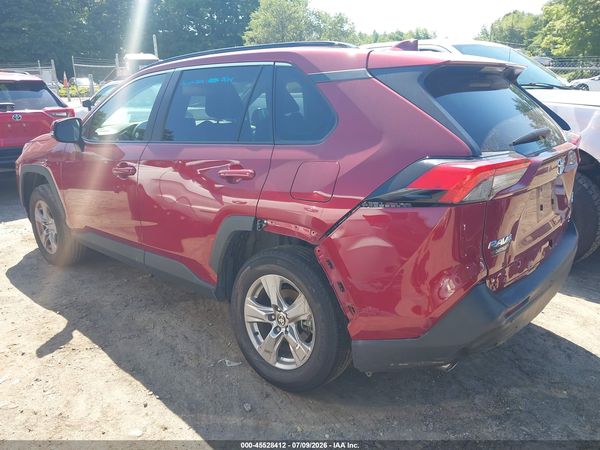 2025 TOYOTA RAV4 XLE