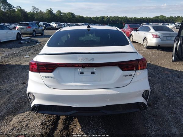 2024 KIA FORTE GT-LINE