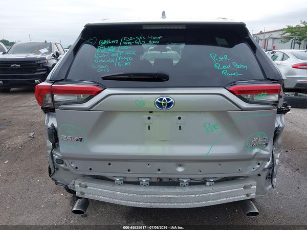 2021 TOYOTA RAV4 HYBRID XLE