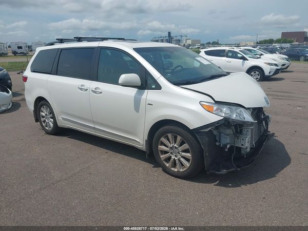 2017 TOYOTA SIENNA XLE PREMIUM 7 PASSENGER