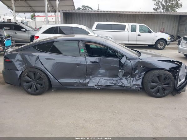 2022 TESLA MODEL S