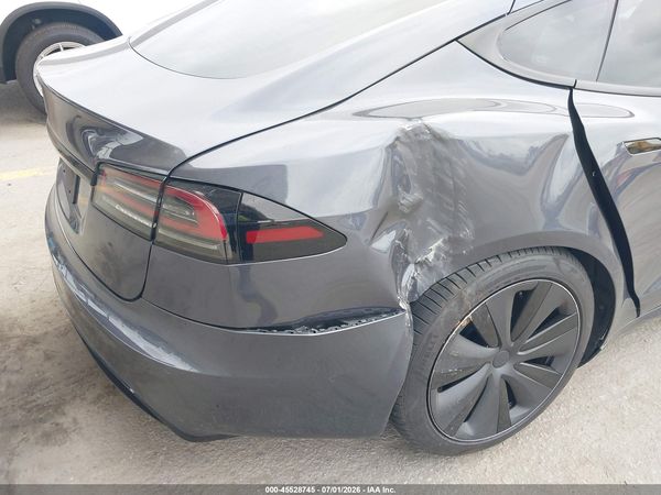 2022 TESLA MODEL S