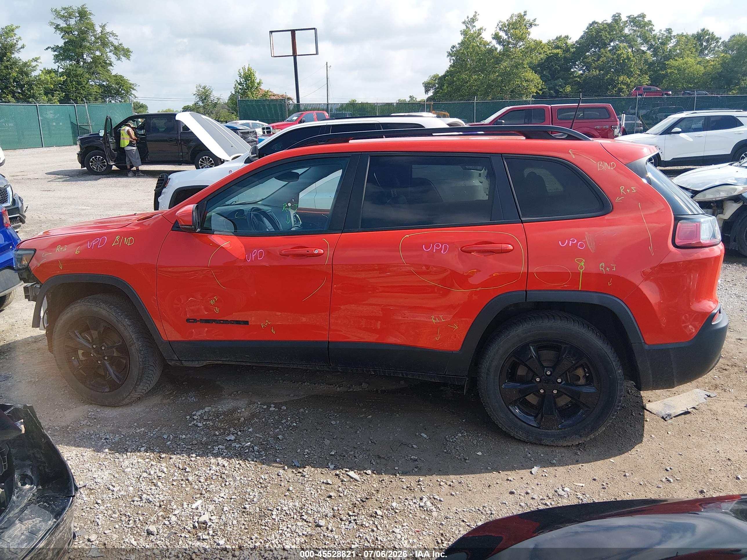 2021 JEEP CHEROKEE ALTITUDE 4X4