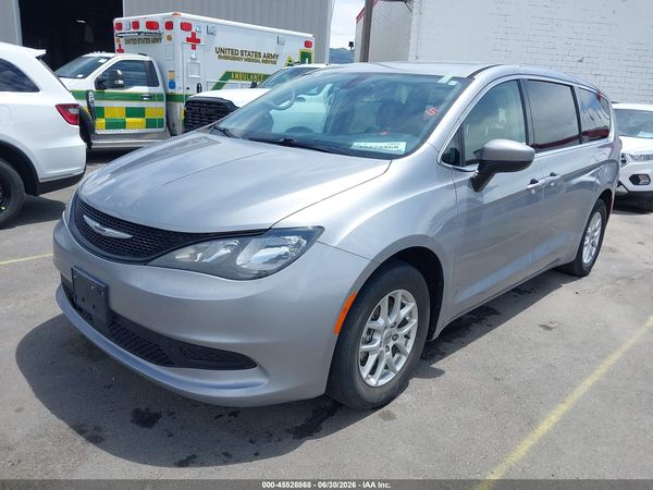 2021 CHRYSLER VOYAGER LX