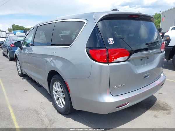 2021 CHRYSLER VOYAGER LX
