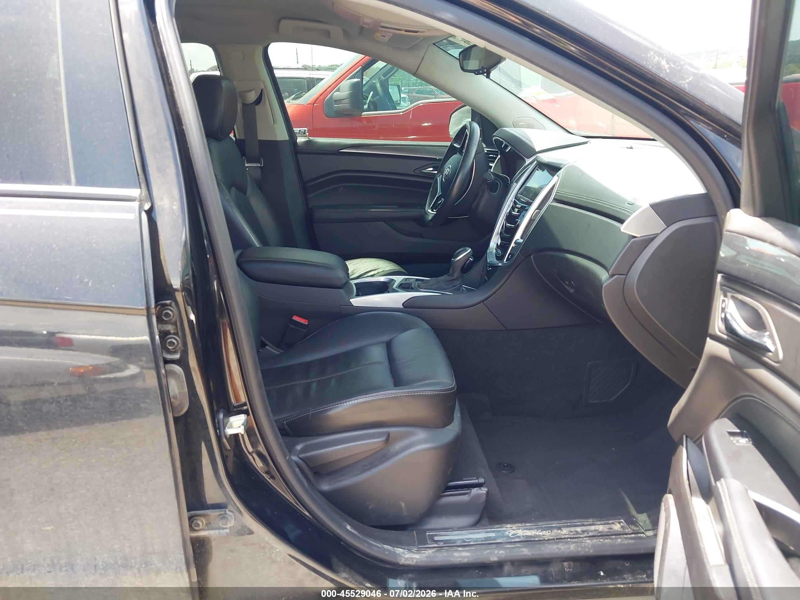 2016 CADILLAC SRX Standard