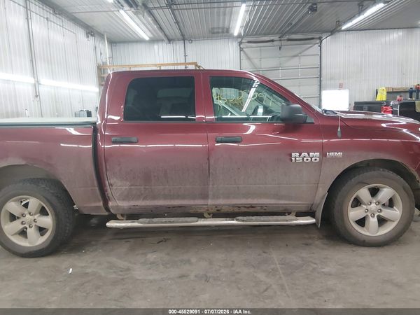 2017 RAM 1500 EXPRESS  4X4 5'7 BOX