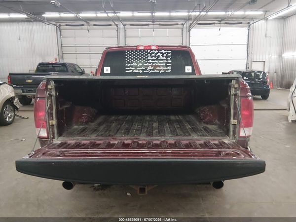2017 RAM 1500 EXPRESS  4X4 5'7 BOX