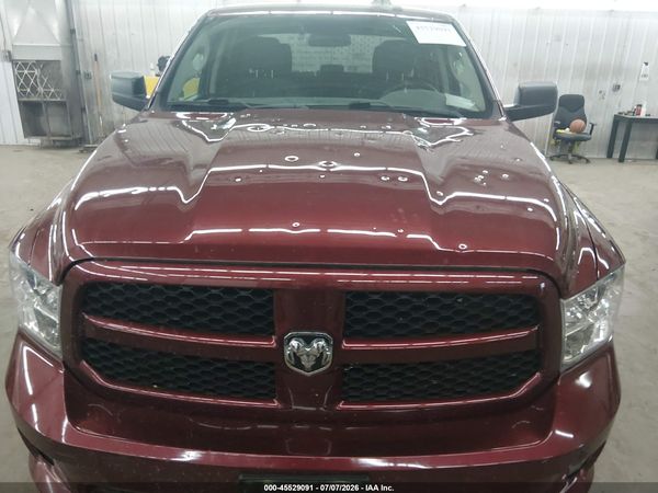 2017 RAM 1500 EXPRESS  4X4 5'7 BOX