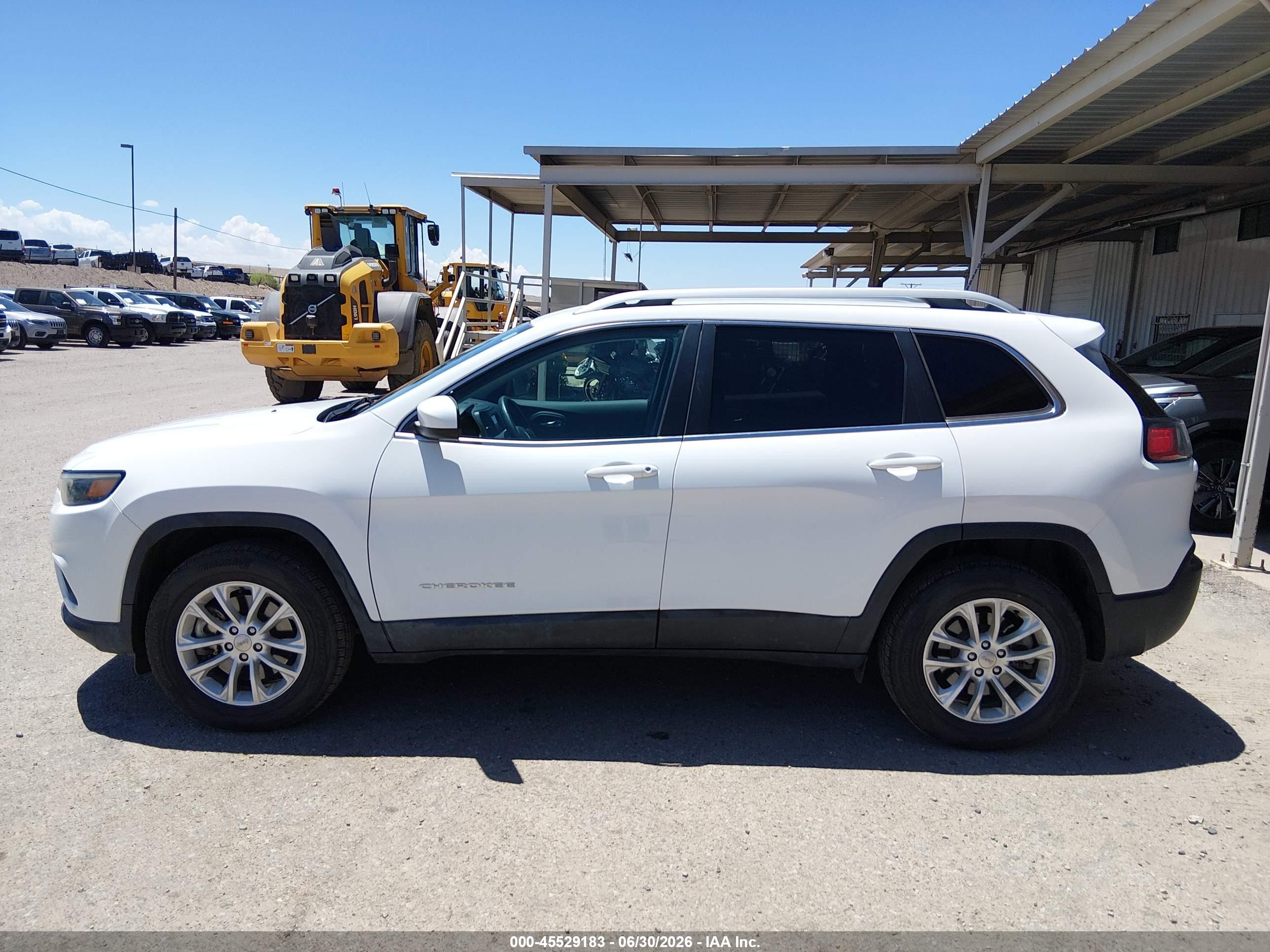 2019 JEEP CHEROKEE LATITUDE 4X4