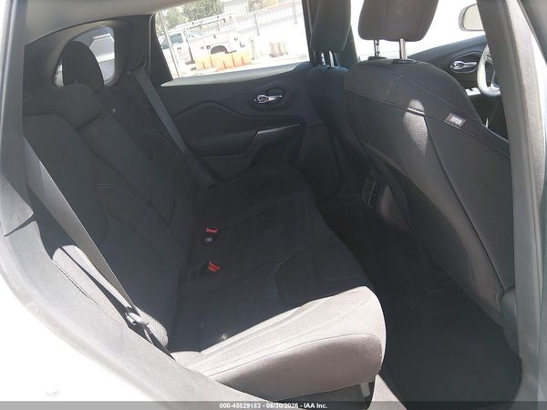 2019 JEEP CHEROKEE LATITUDE 4X4