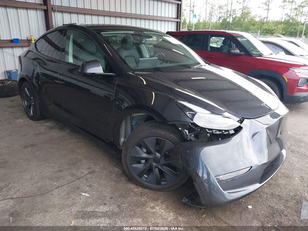 2025 TESLA MODEL Y