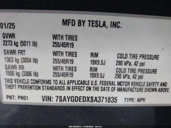 2025 TESLA MODEL Y