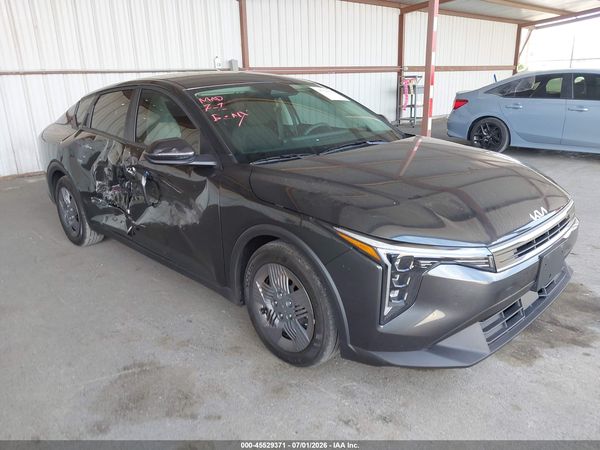 2026 KIA K4 LX