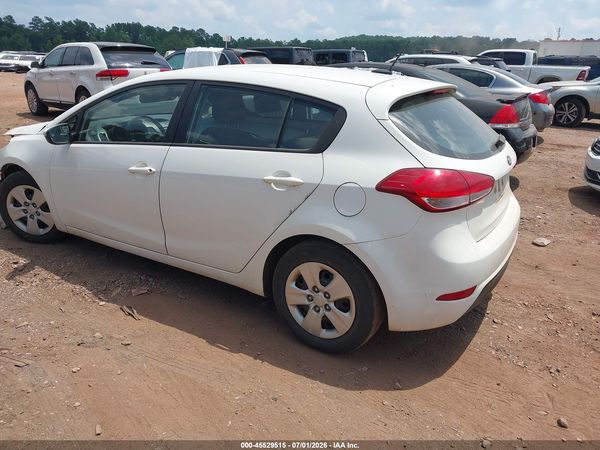 2017 KIA FORTE LX