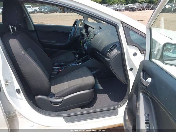 2017 KIA FORTE LX