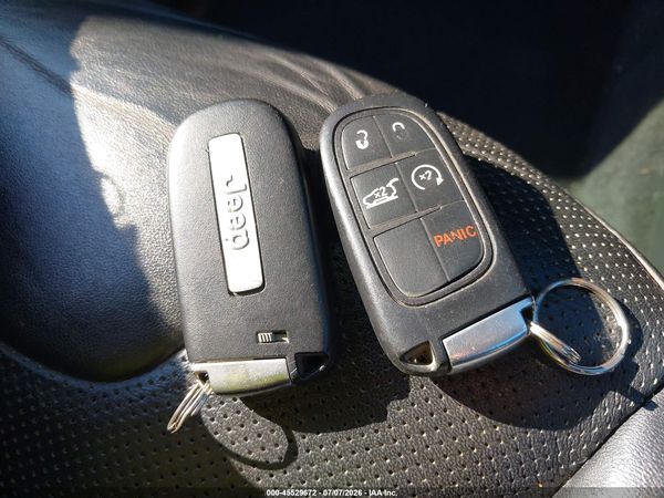 2019 JEEP CHEROKEE LIMITED 4X4