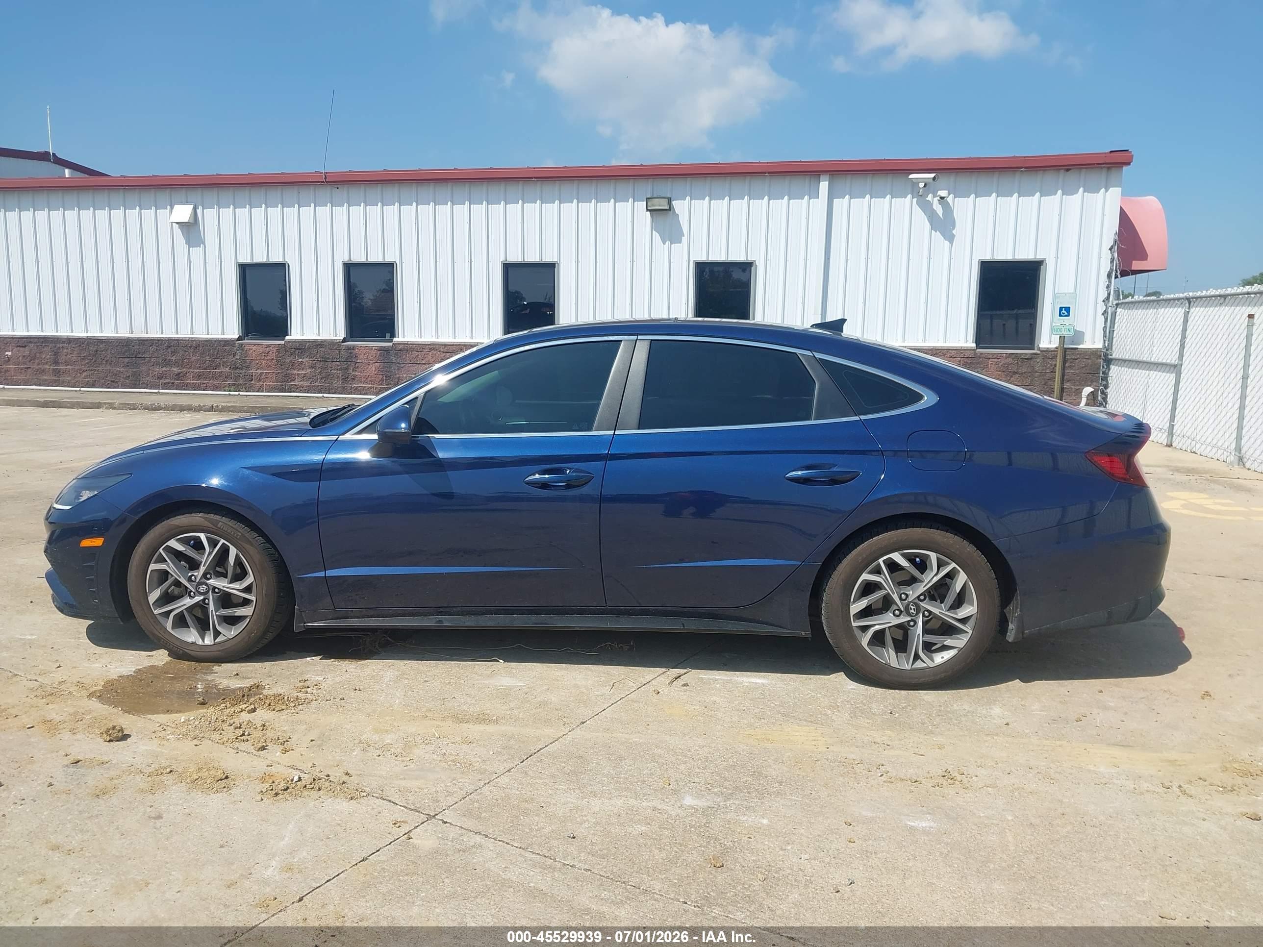 2022 HYUNDAI SONATA SEL