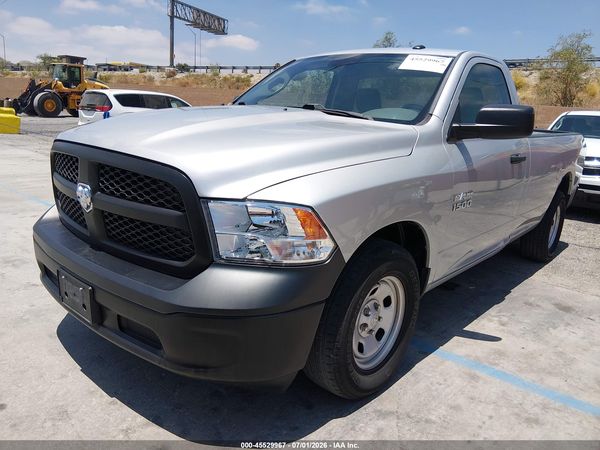 2018 RAM 1500 ST
