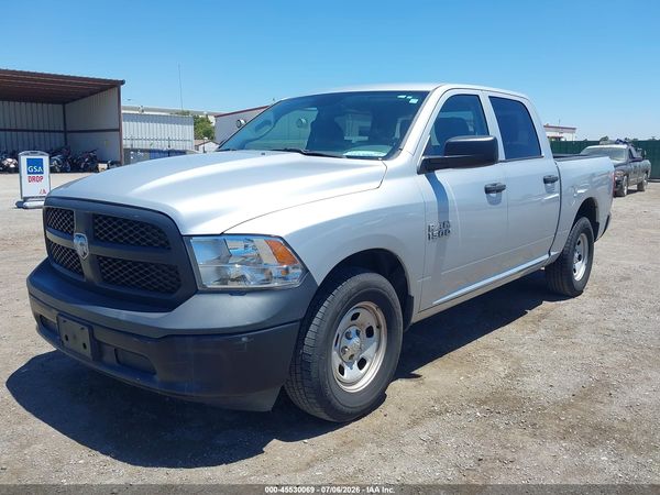 2016 RAM 1500 ST