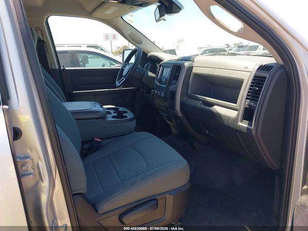 2016 RAM 1500 ST
