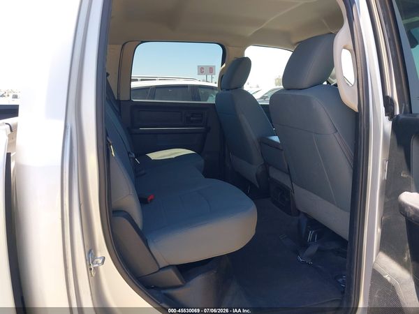 2016 RAM 1500 ST
