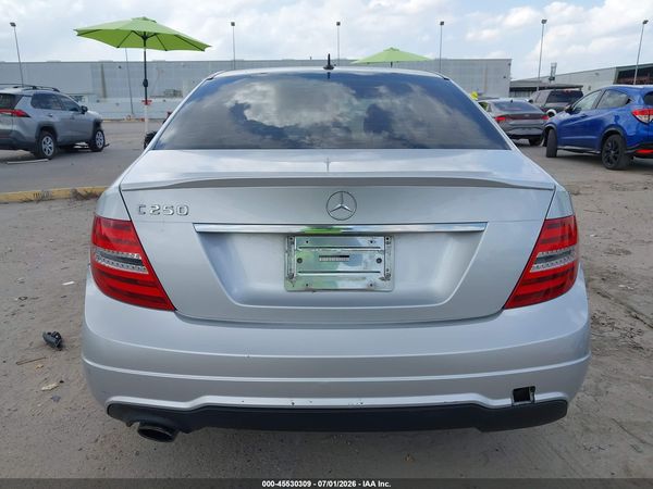 2014 MERCEDES-BENZ C 250 SPORT