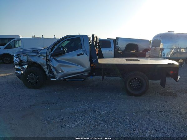 2019 RAM 3500 CHASSIS TRADESMAN/SLT
