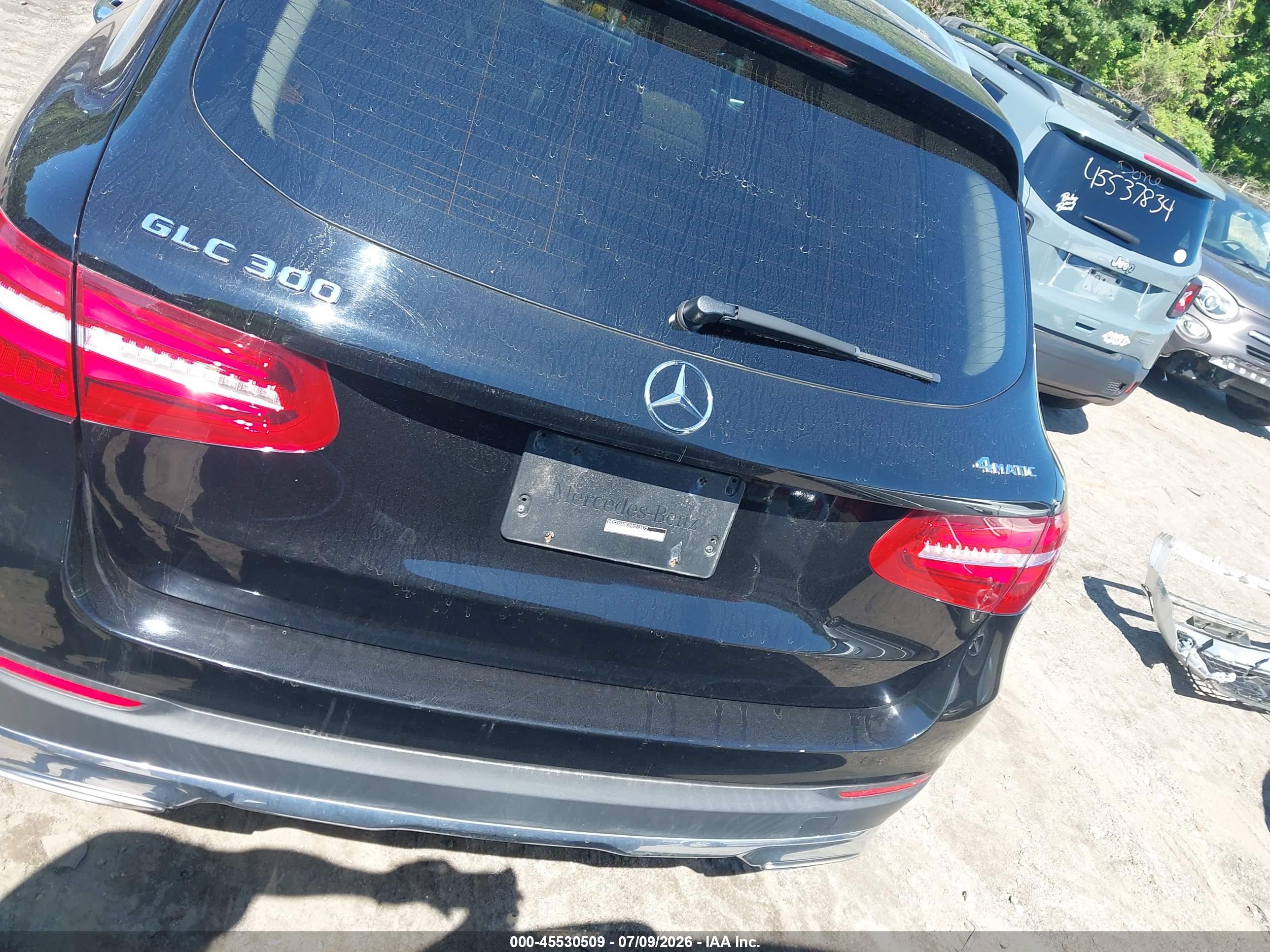2017 MERCEDES-BENZ GLC 300 4MATIC
