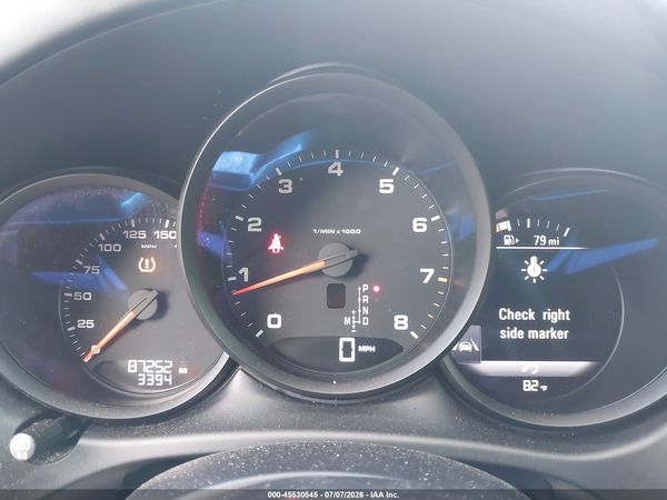 2018 PORSCHE MACAN