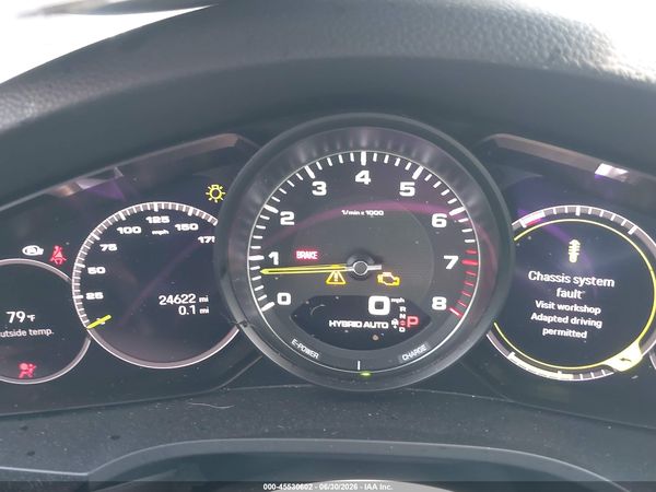 2022 PORSCHE CAYENNE E-HYBRID COUPE PLATINUM EDITION