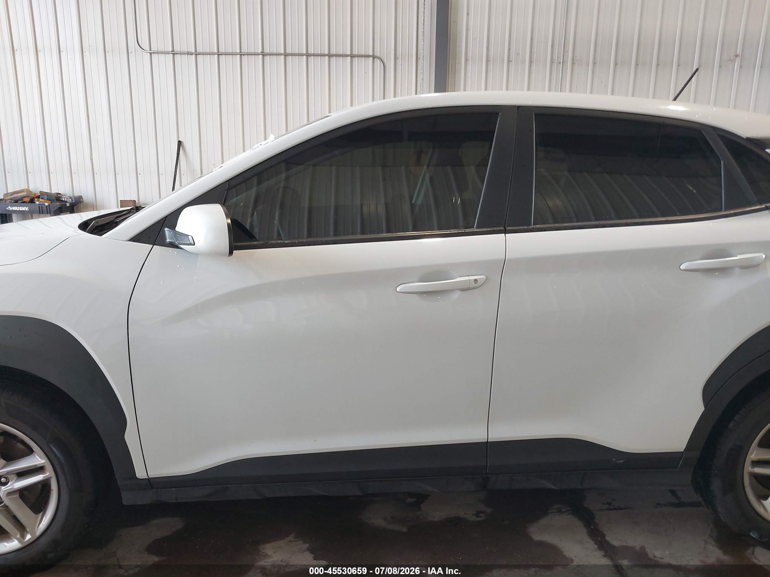 2021 HYUNDAI KONA SE