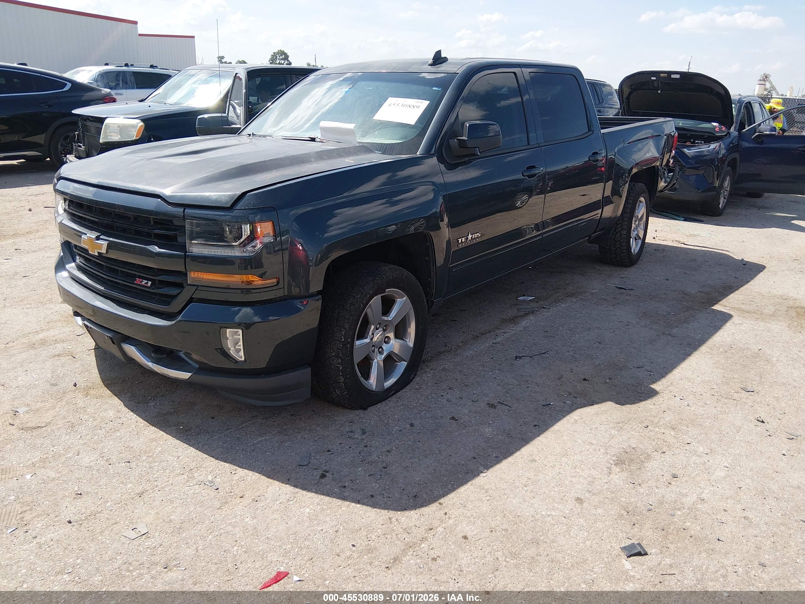 2017 CHEVROLET SILVERADO 1500 LT — I2