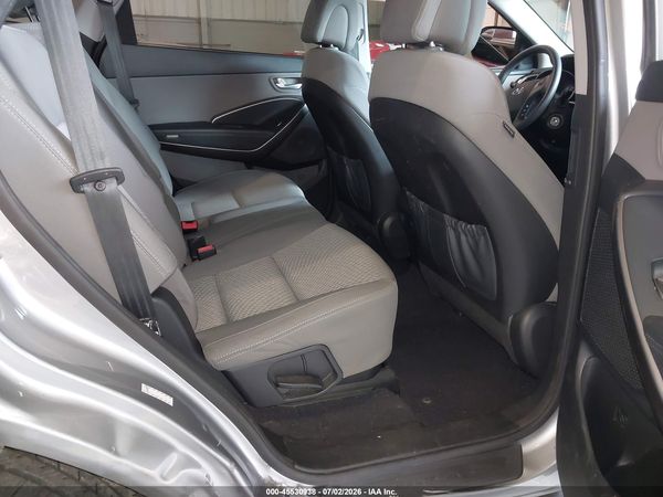 2017 HYUNDAI SANTA FE SE