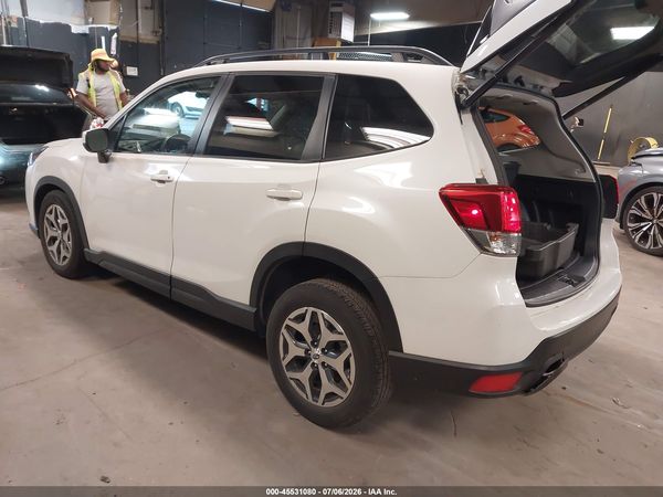 2024 SUBARU FORESTER PREMIUM