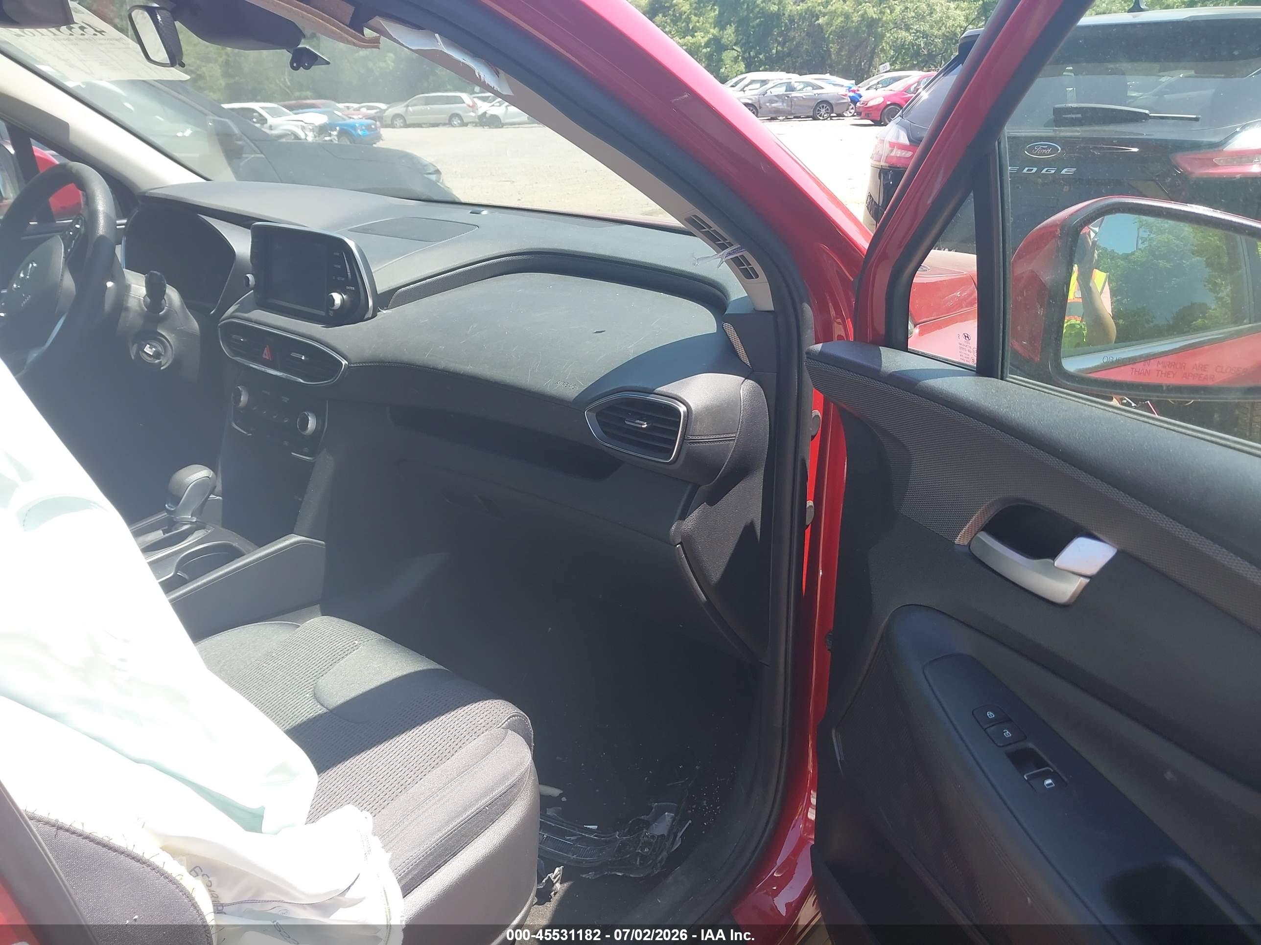 2019 HYUNDAI SANTA FE SE
