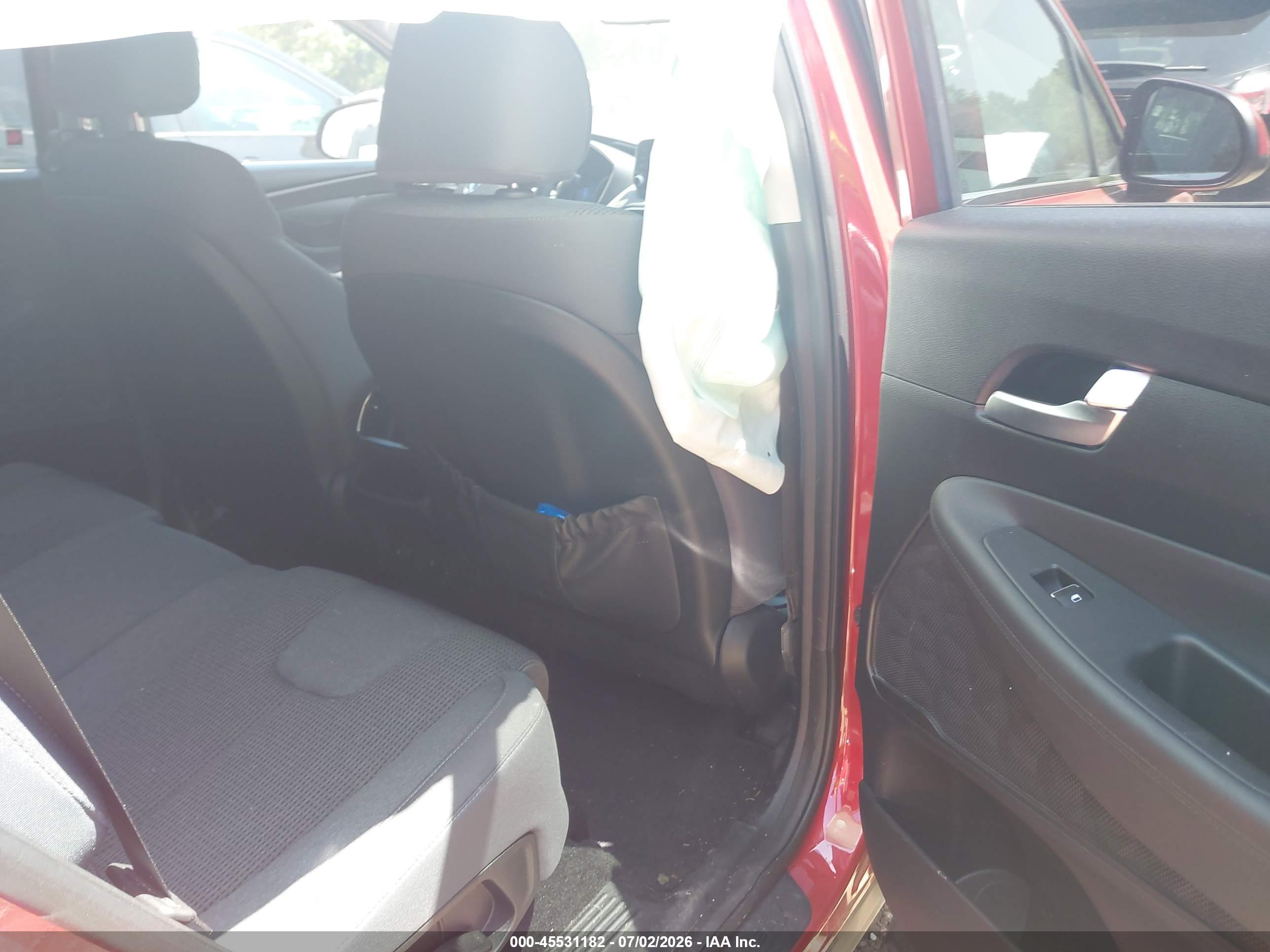 2019 HYUNDAI SANTA FE SE