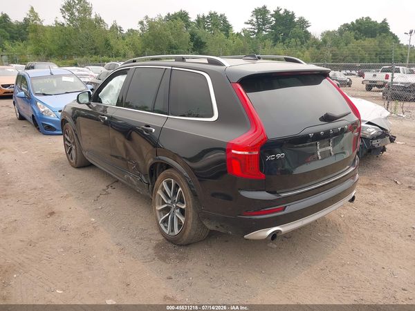 2019 VOLVO XC90 T5 MOMENTUM