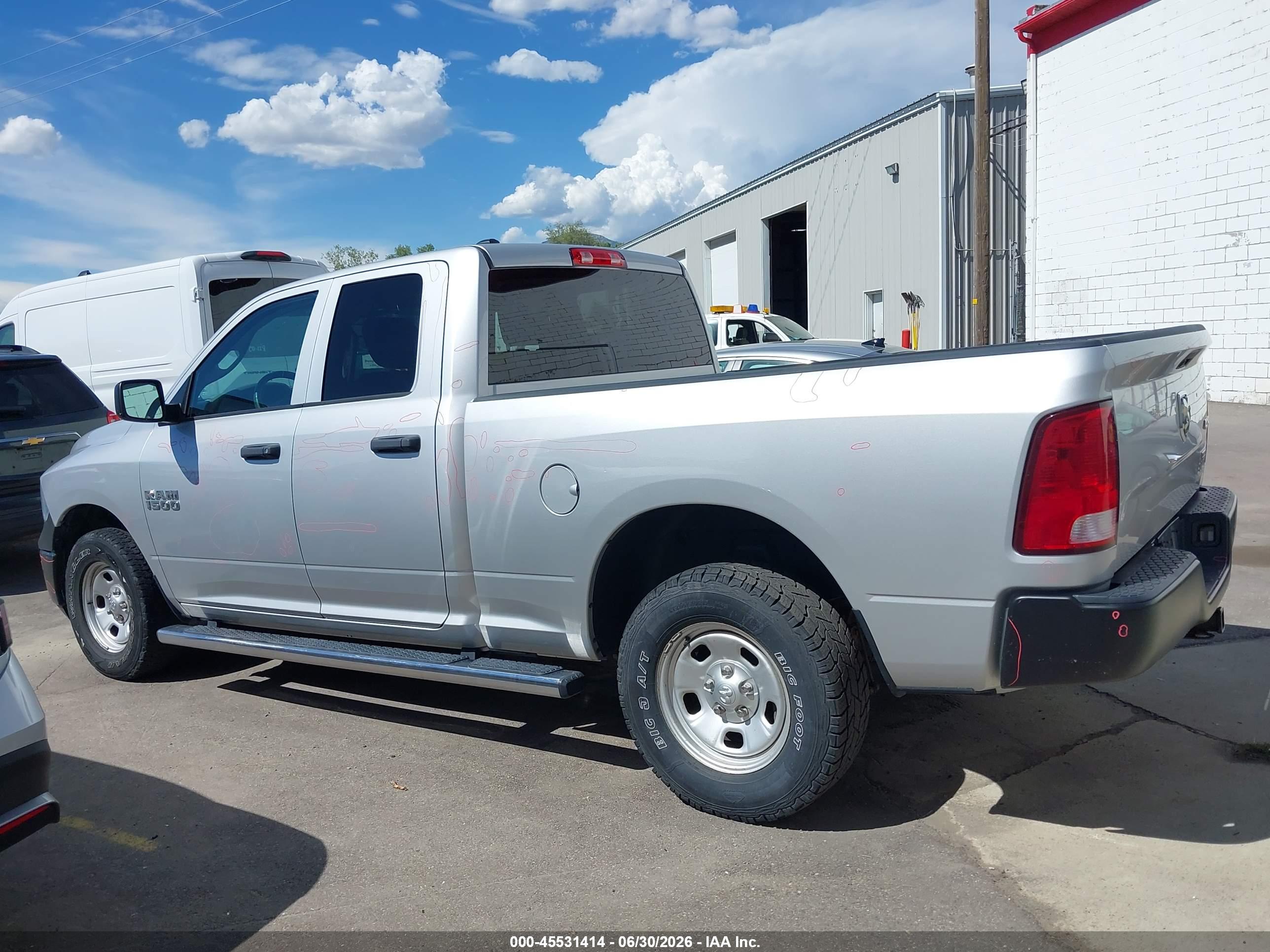 2017 RAM 1500 ST QUAD CAB 4X4