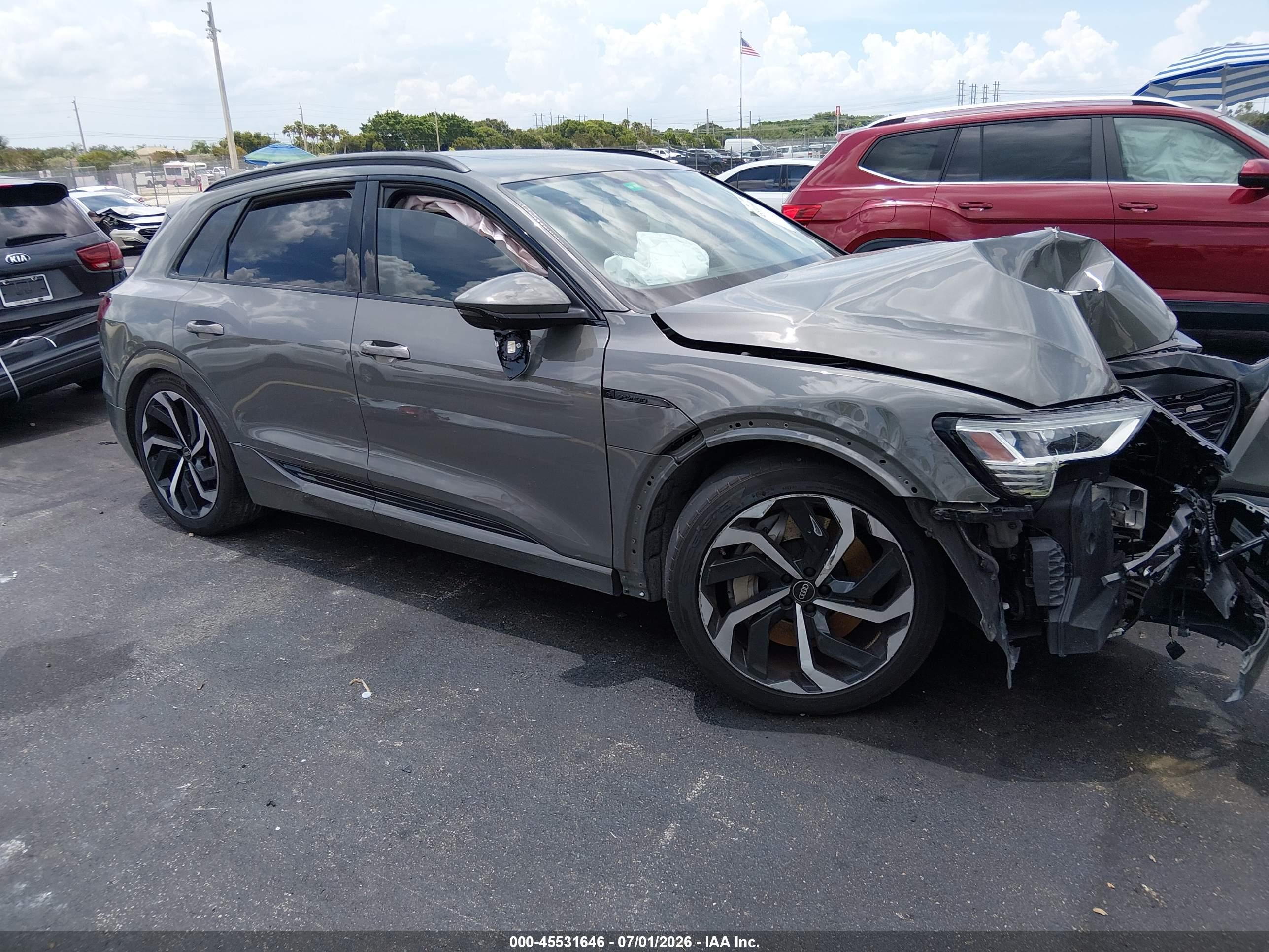 2024 AUDI Q8 E-TRON PREMIUM PLUS QUATTRO