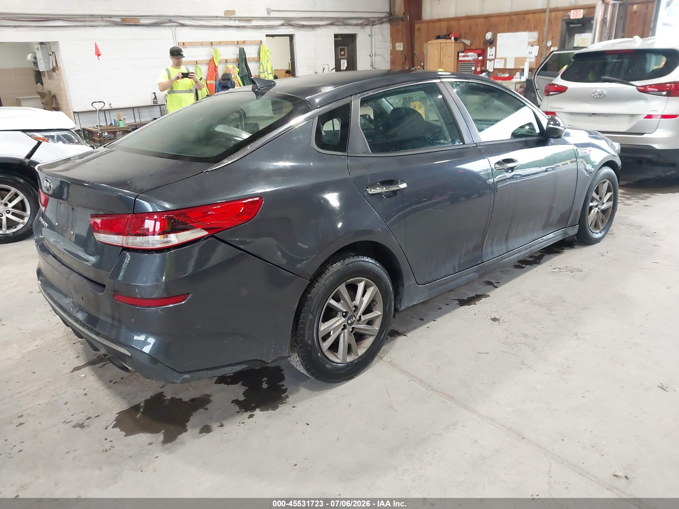 2019 KIA OPTIMA LX, S