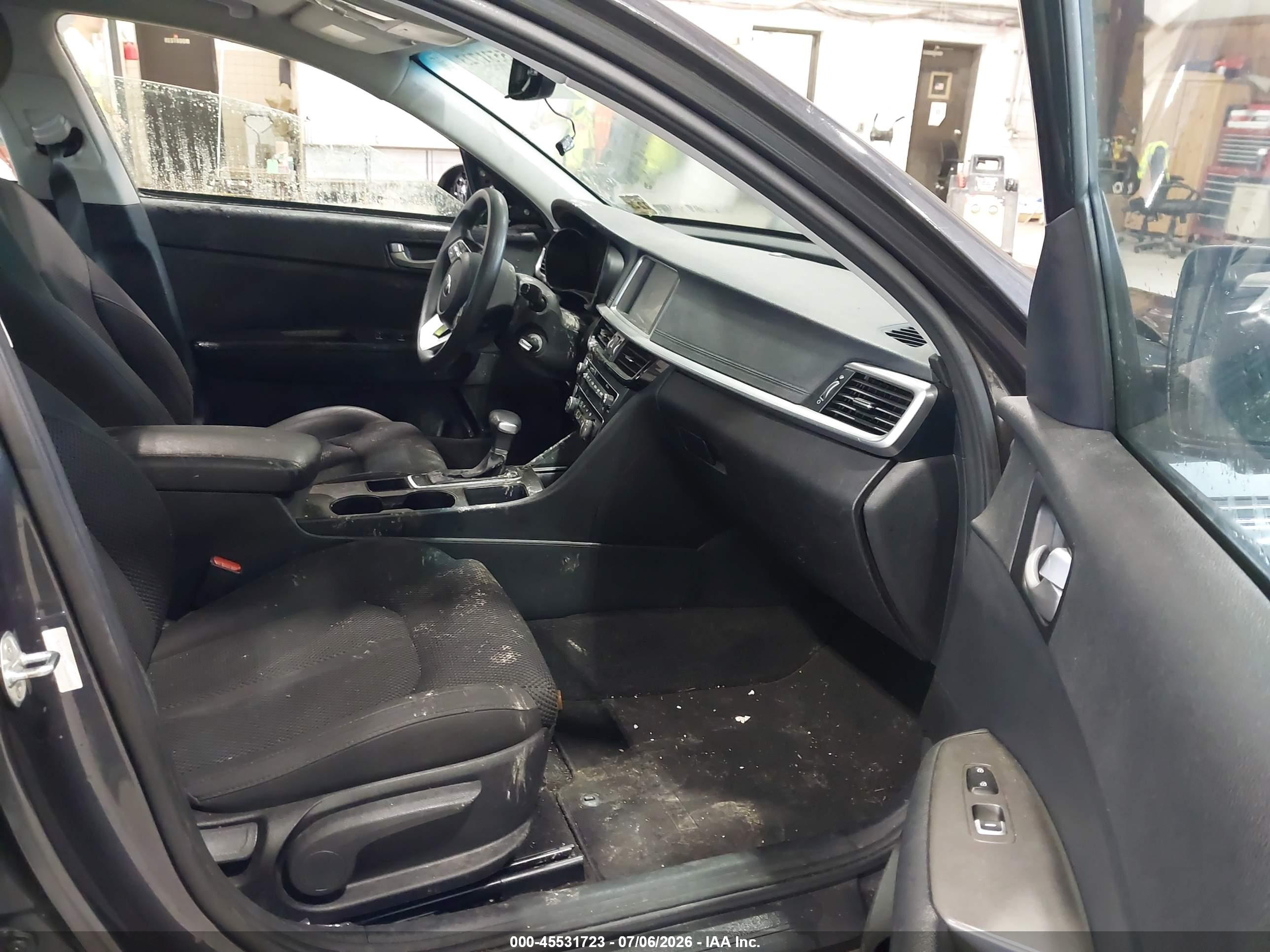 2019 KIA OPTIMA LX, S