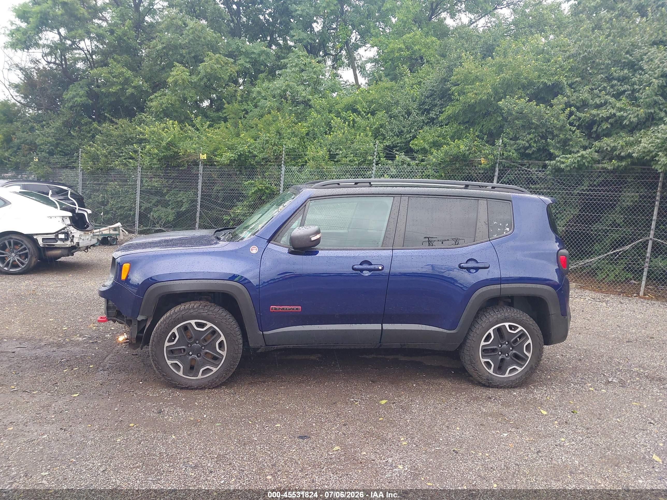 2016 JEEP RENEGADE TRAILHAWK