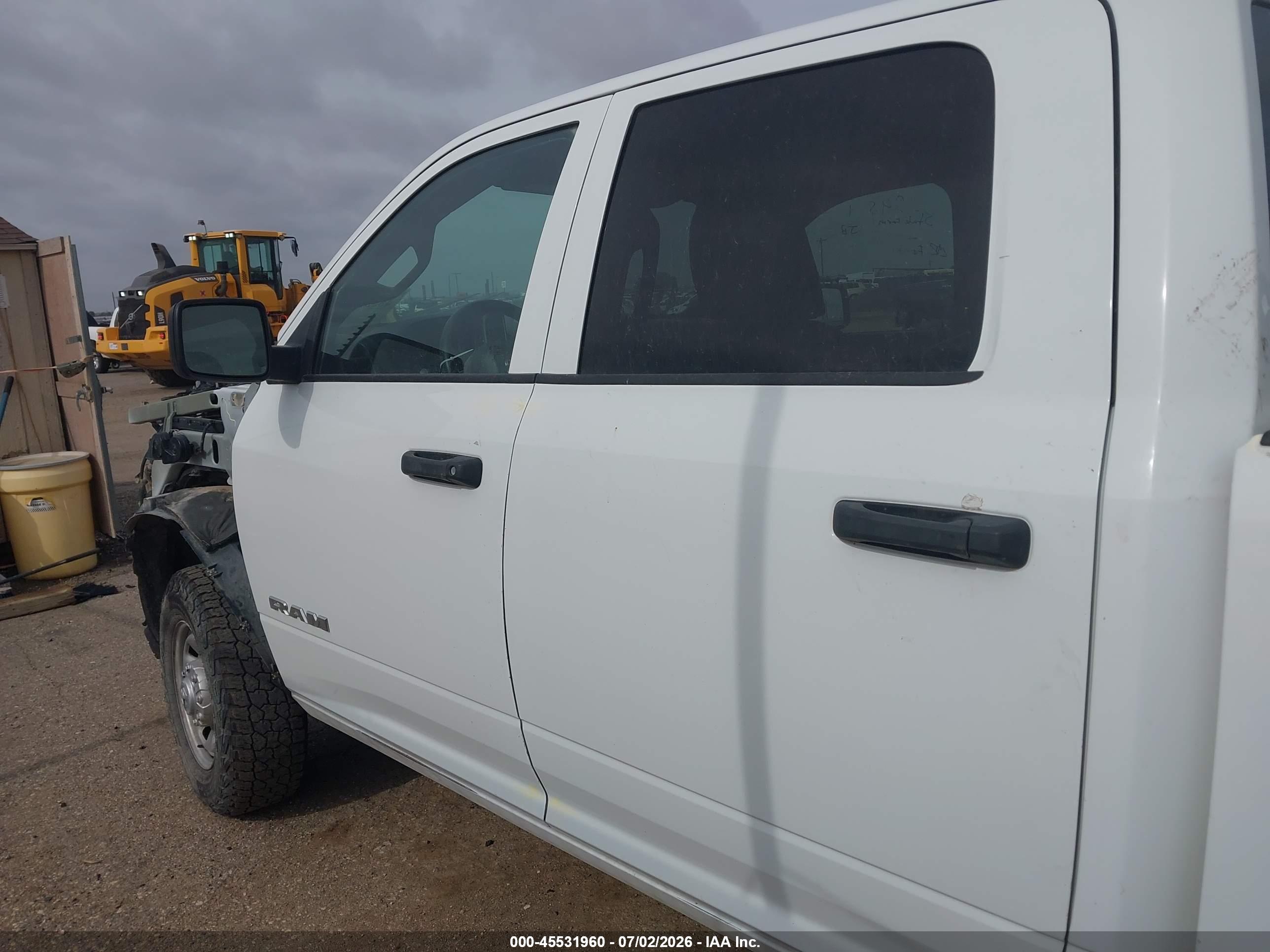 2022 RAM 2500 TRADESMAN  4X4 6'4 BOX